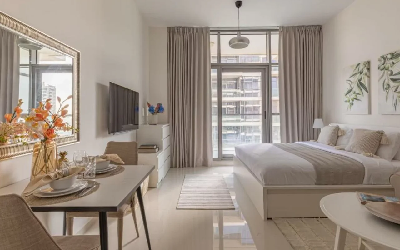 Апартаменты в комплексе Premium residence Orchid with a swimming pool and a spa center in the prestigious area of Damac ..., Дубай — 2
