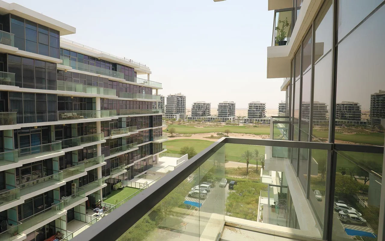 Апартаменты в комплексе Premium residence Orchid with a swimming pool and a spa center in the prestigious area of Damac ..., Дубай — 6