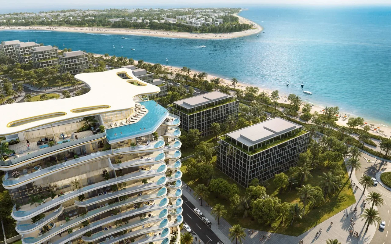 Residential complex Beach Walk Grand