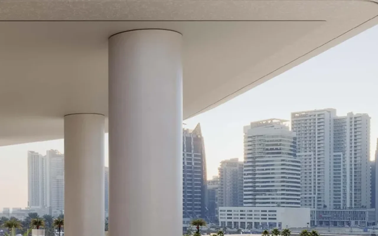 Apartment 6 bedrooms 975 m² Dubai, United Arab Emirates — 14