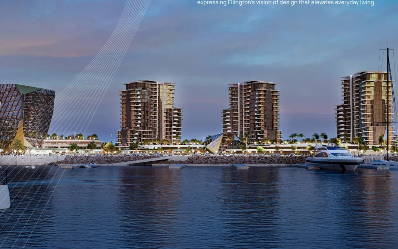 Apartments with stunning sea views and next to the Marina